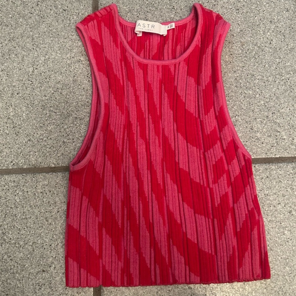 ASTR Women's Red Sleeveless Top & Skirt Two Piece
